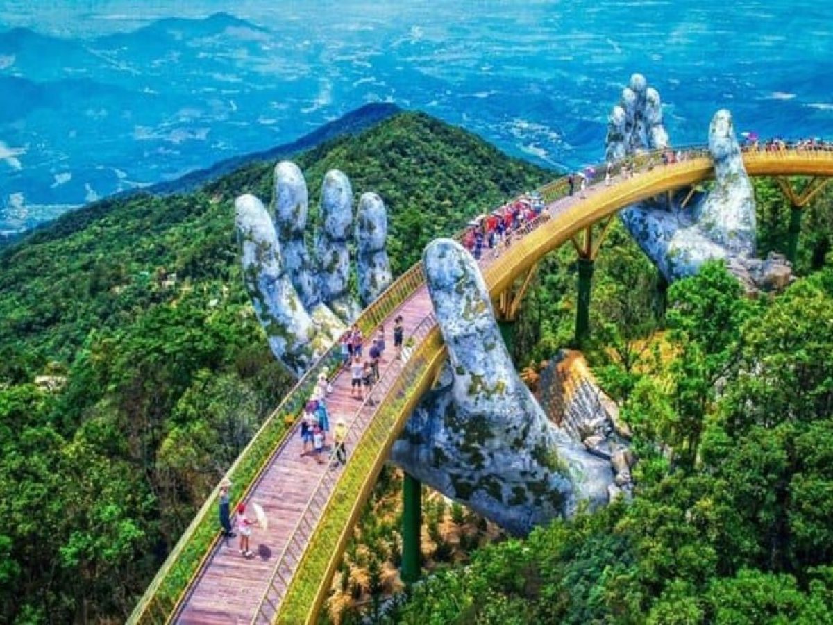 Da Nang Travel Tips - Golden Bridge - Ba Na Hills