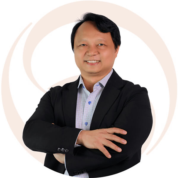 Mr.-Henry-Le​-chairman.jpg