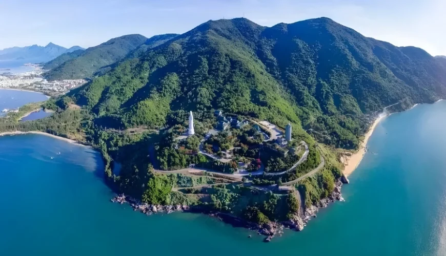 A Breathtaking 2026 Guide to Son Tra Peninsula