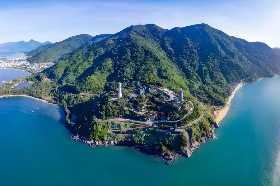 A Breathtaking 2026 Guide to Son Tra Peninsula