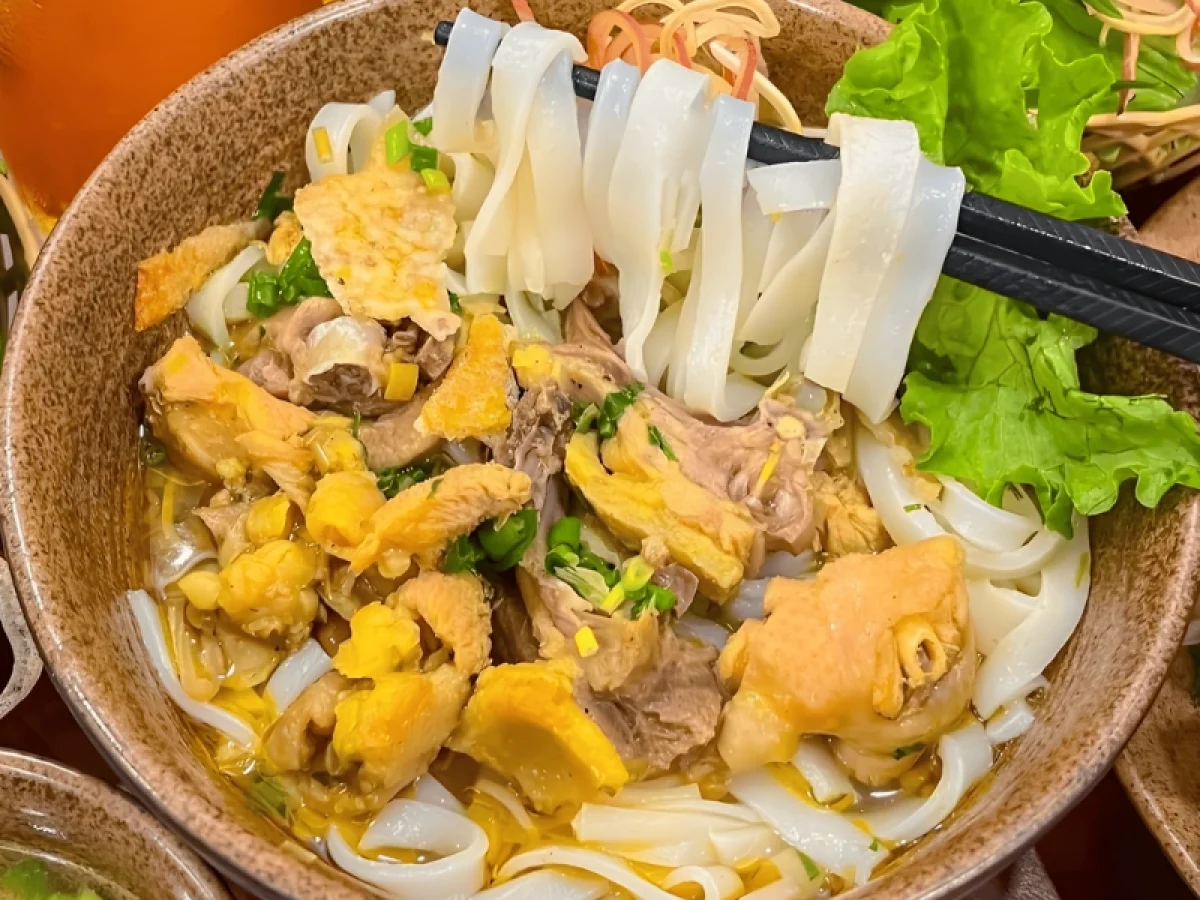 Give Mi Quang artisan a taste to exquisite Da Nang food scene