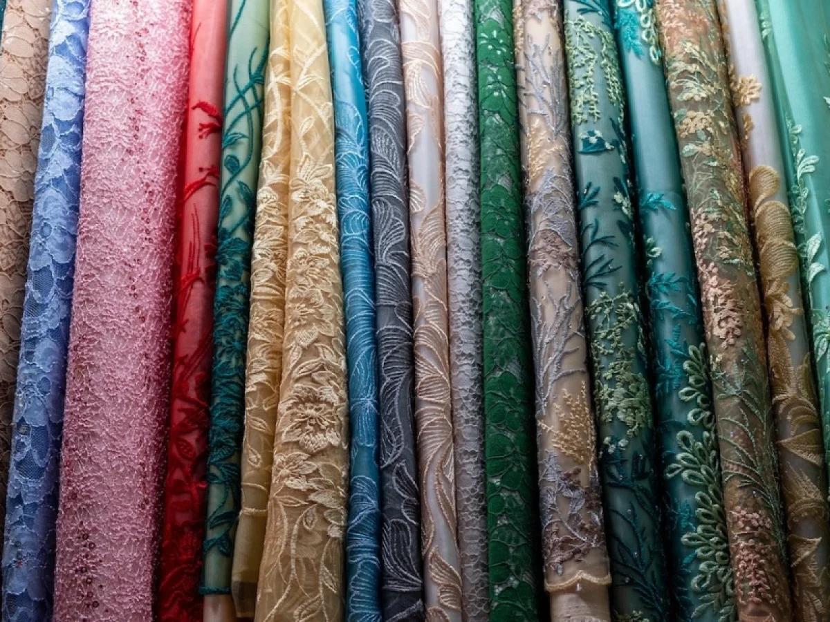 Beautiful Vietnamese silk weaving