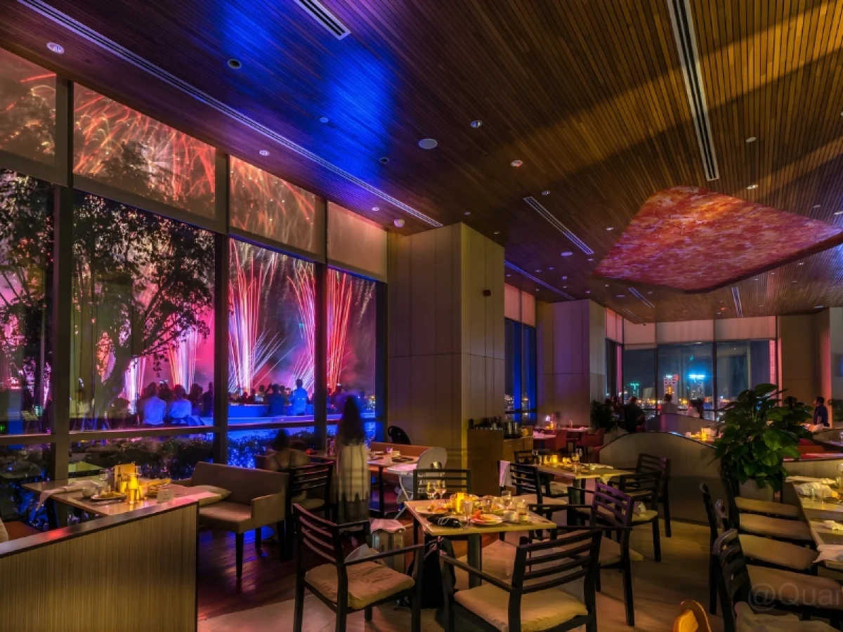 riverside dining in Da Nang with Novotel